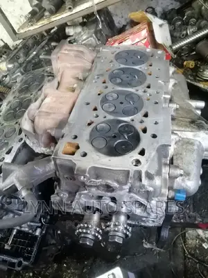 Nissan Navara Yd25 Engine Complete Headcylinder