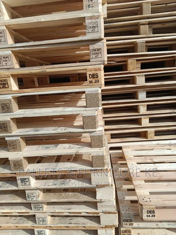 Shipping Wooden Pallets - thumbnail 2