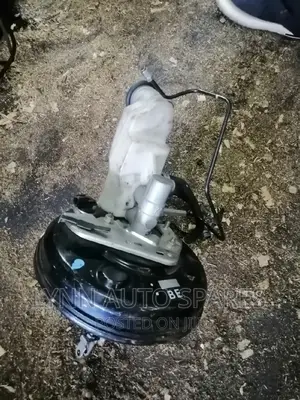 Toyota Hilux Revo Brake Booster With Master Cylinder