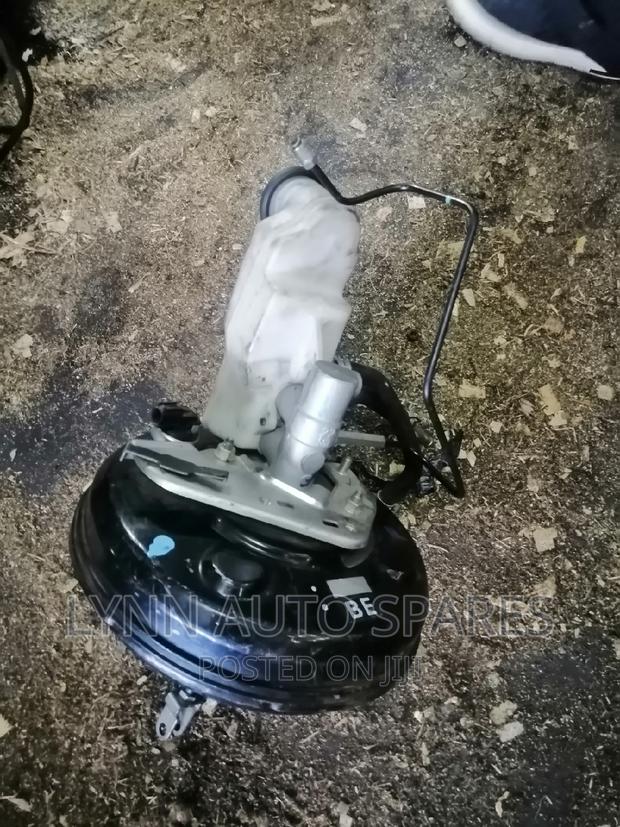Toyota Hilux Revo Brake Booster With Master Cylinder - thumbnail 3