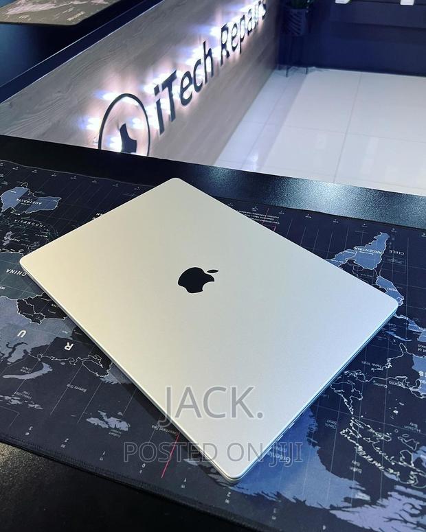 Laptop Apple MacBook Pro 2021 M1 32GB Apple M1 Max SSD 512GB - thumbnail 3