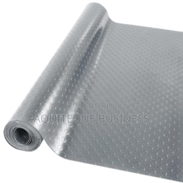 Round Stud Rubber Mat - main view