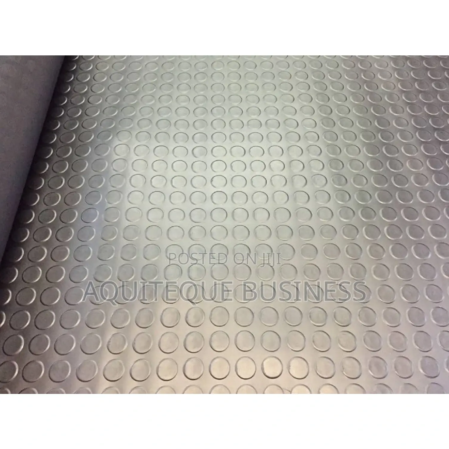 Round Stud Rubber Mat