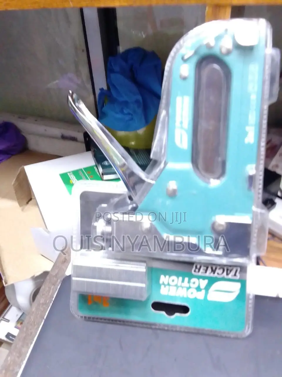Powerful Staple Gun