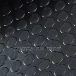 Coin Stud Rubber Mat