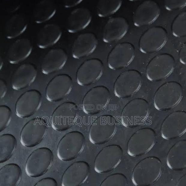 Coin Stud Rubber Mat - main view