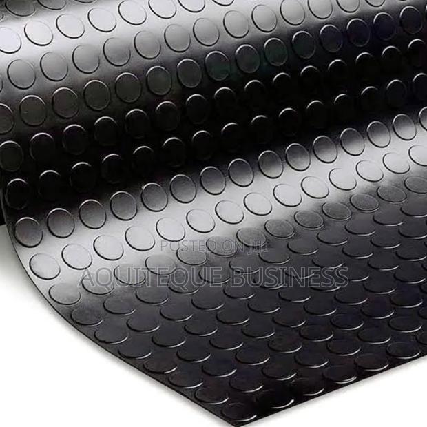 Coin Stud Rubber Mat - main view