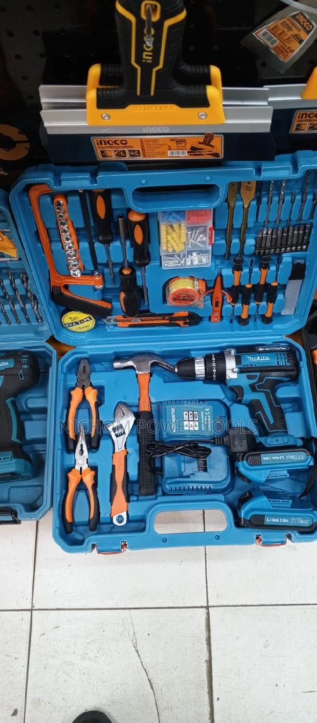 Makita Cordless Drill 21v Set With Accessories