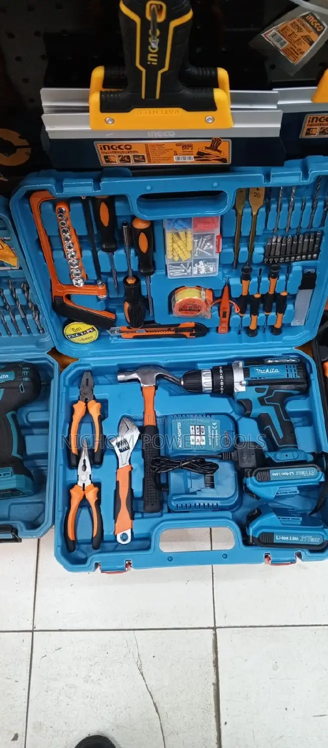 Makita Cordless Drill 21v Set With Accessories