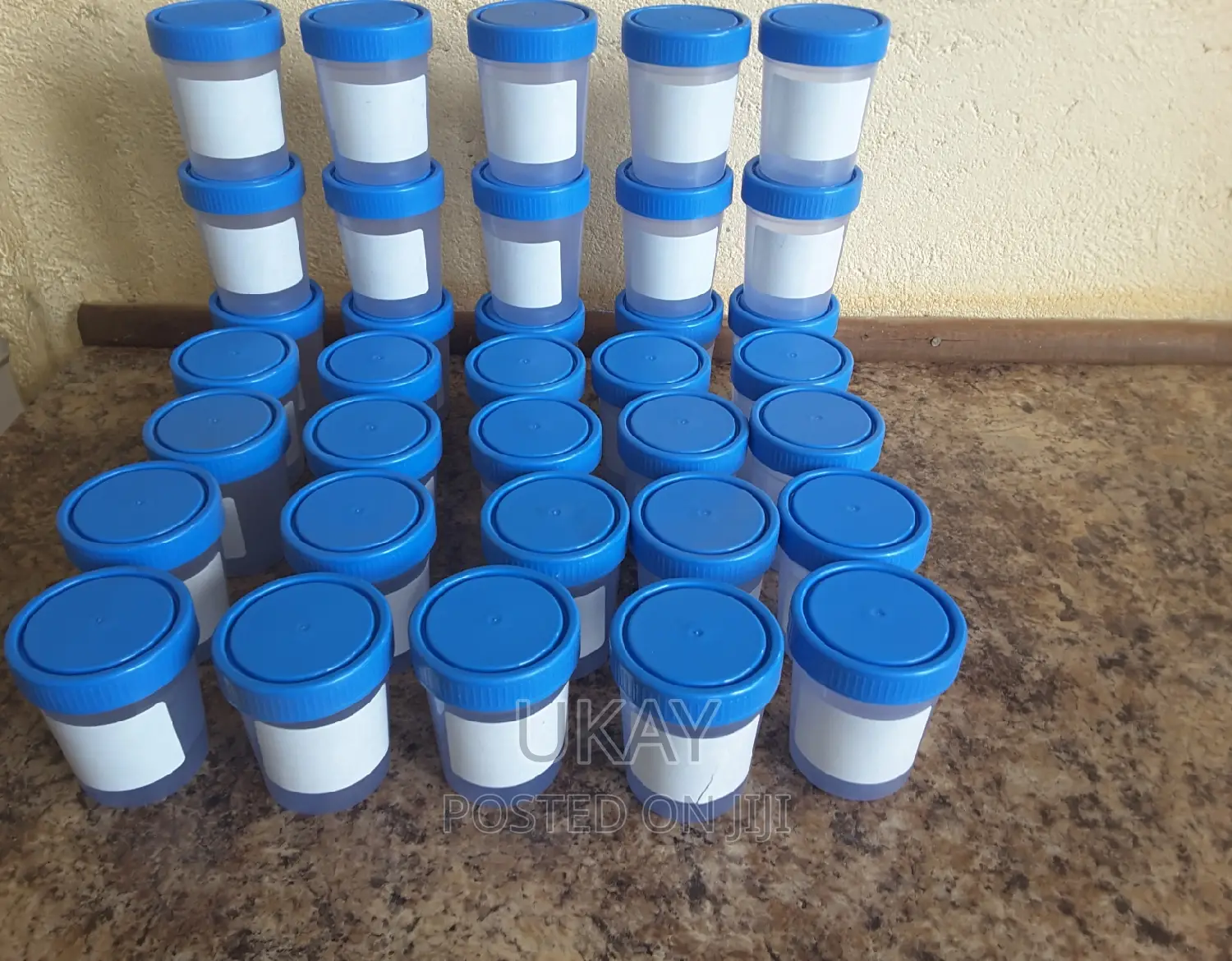 Laboratory Liquid Specimen Urine Collector.
