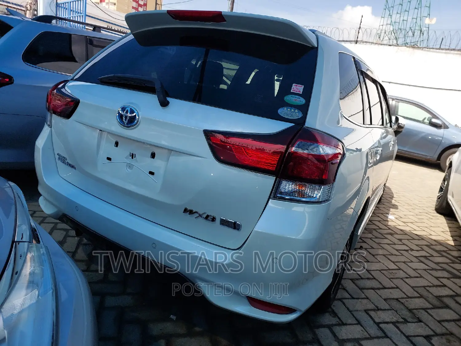 Toyota Corolla Fielder 2017 White