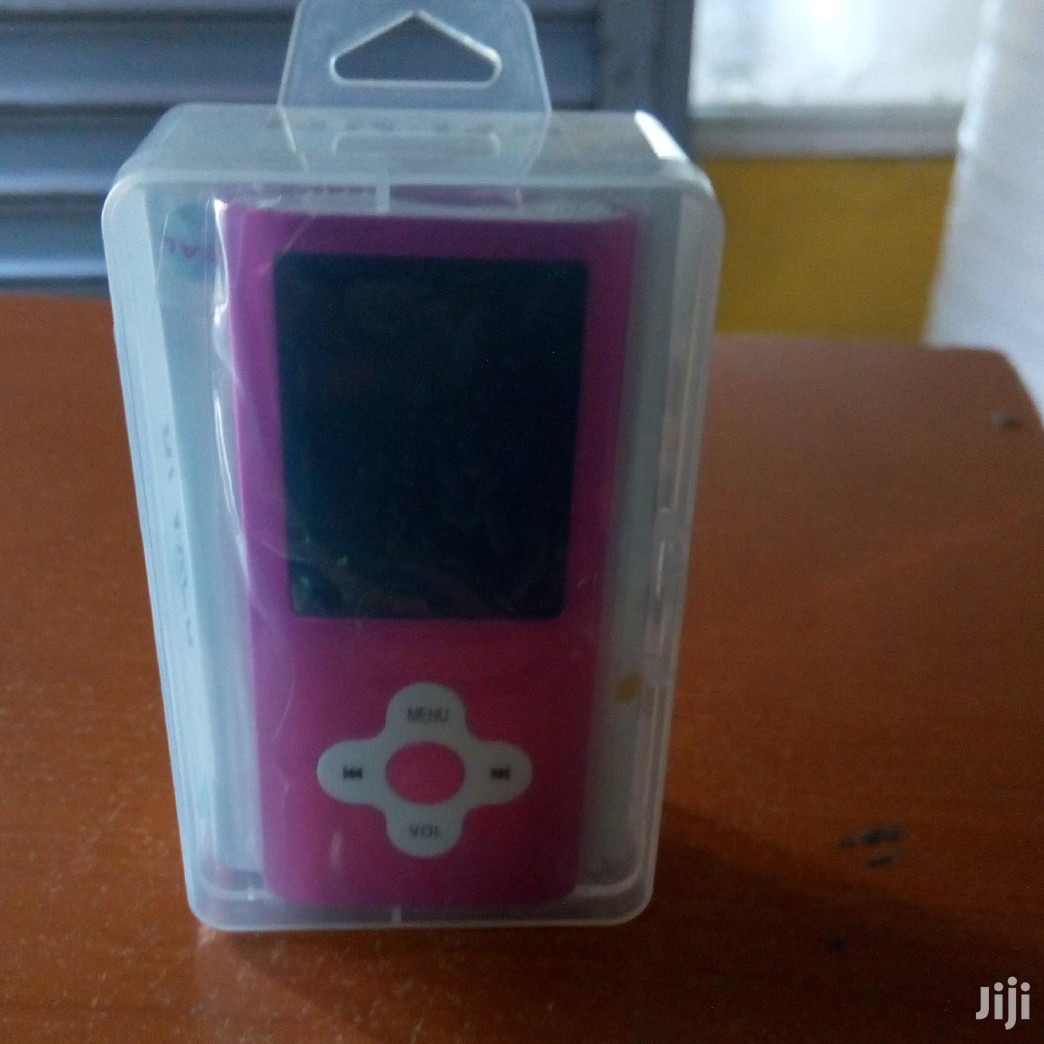 Digital Mp3/Mp4 Player With Fm Radio
