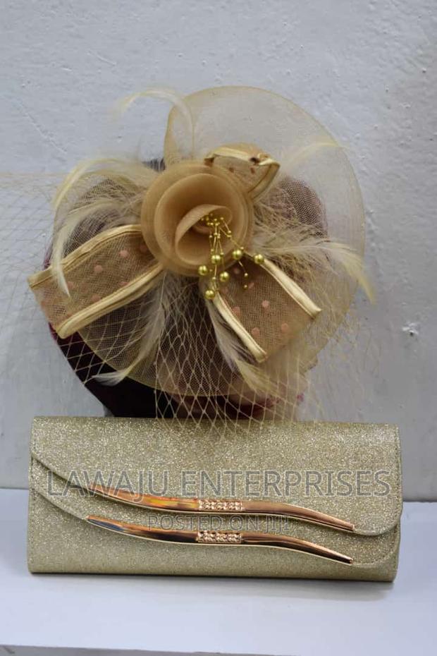 Dotted Gold Feather Fascinator - thumbnail 3
