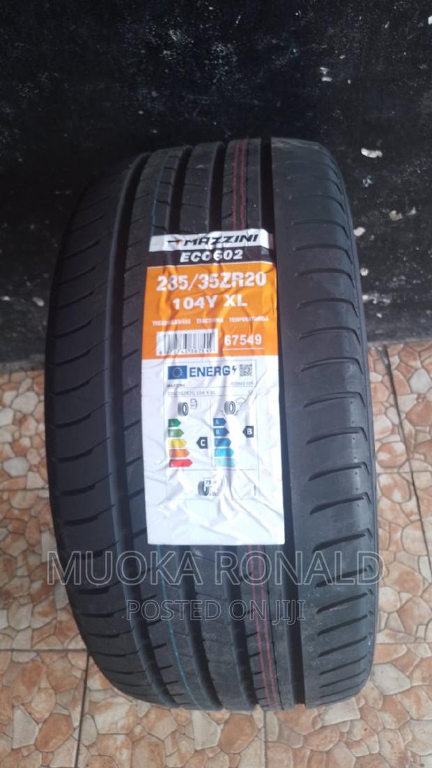 285/35r20 Mazzini Tyre