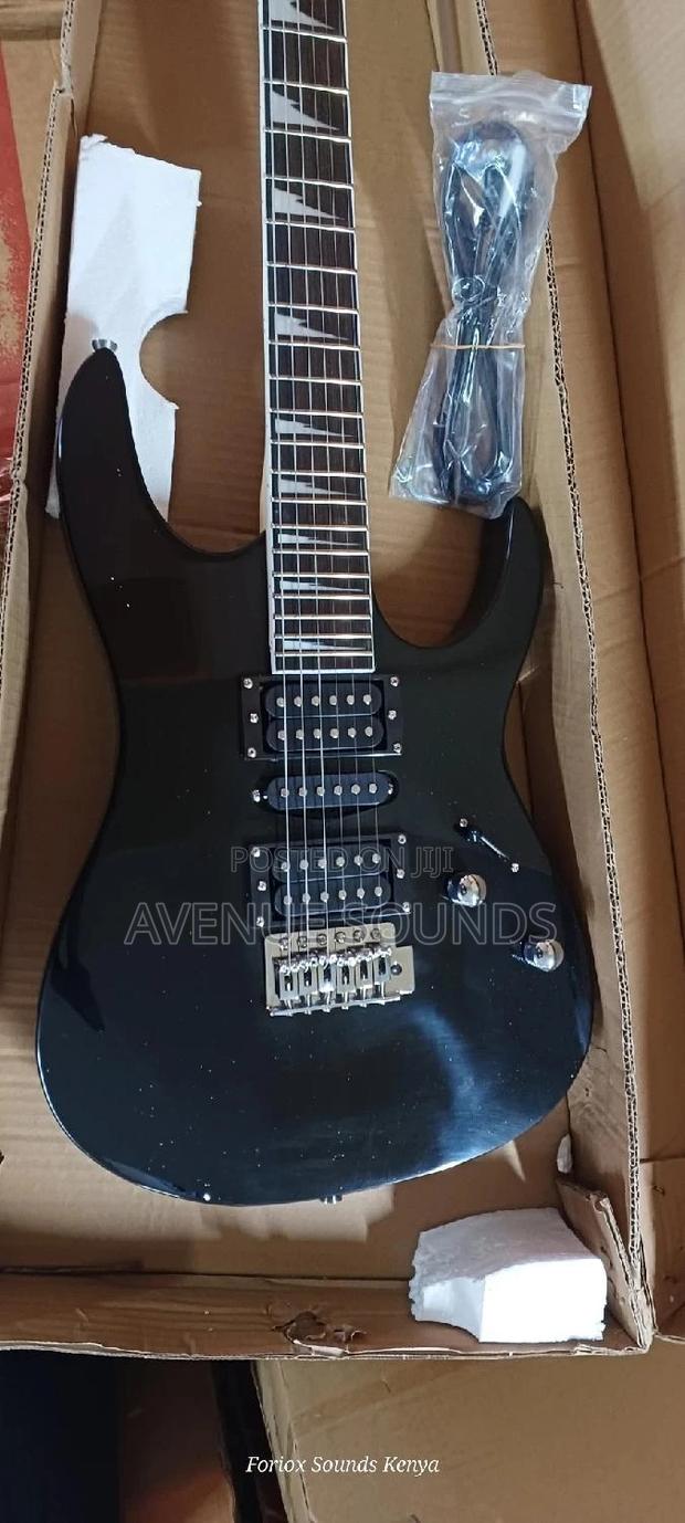 Black Solo Ibanez Guitar - thumbnail 3