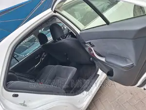 Toyota Premio 1.8 AWD 2017 White