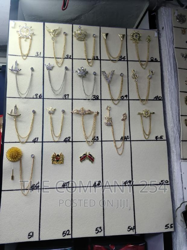 Vintage Leaf Sweater Clip Brooch Chain Lapel - thumbnail 4