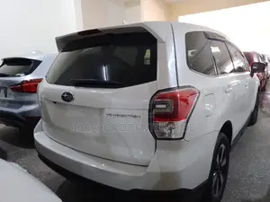 Subaru Forester 2.5i AWD 2016 White