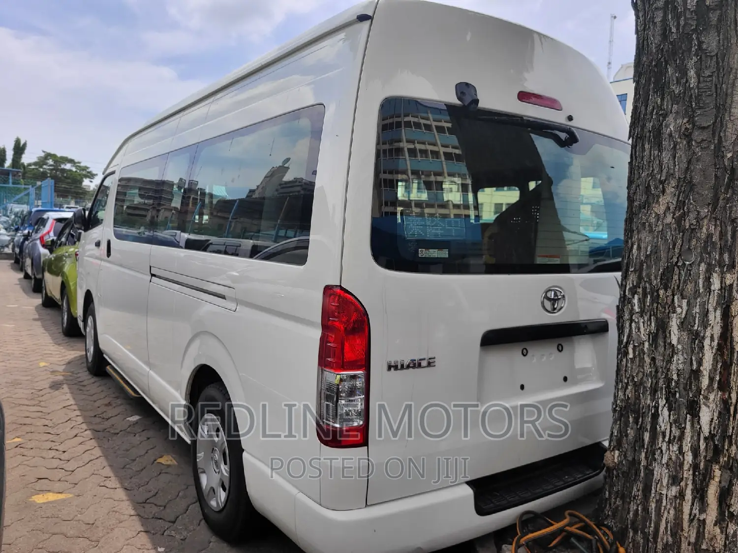 Toyota HiAce 2016