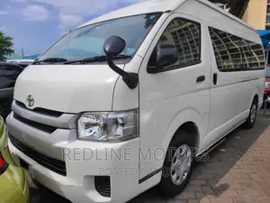 Toyota HiAce 2016