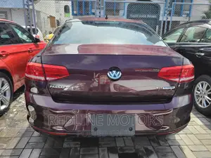 Volkswagen Passat 2016 Brown