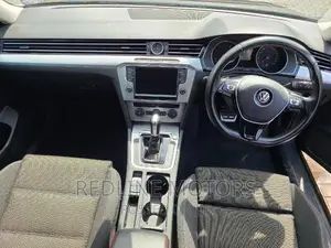 Volkswagen Passat 2016 Brown