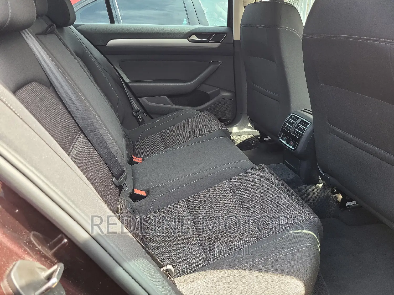 Volkswagen Passat 2016 Brown