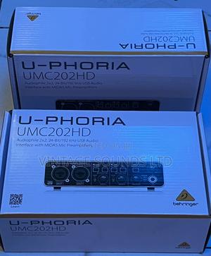 Behringer U-Phoria Umc202hd - Usb 2.0 Audio Interface/Black - thumbnail 2