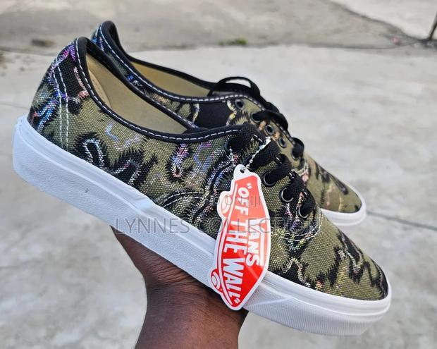 Themed Vans - thumbnail 5
