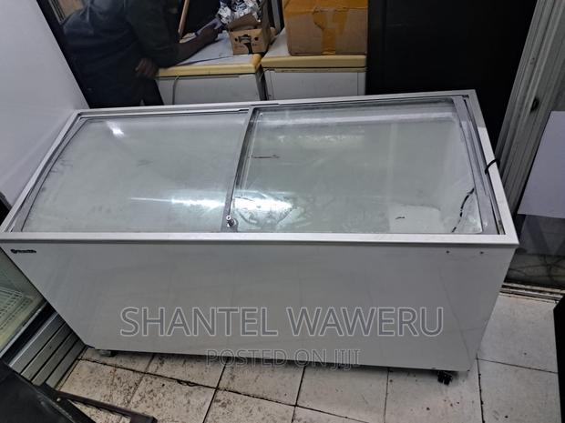 Display Freezer 500 Litres - thumbnail 2