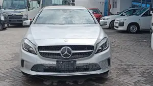 Mercedes-Benz A-Class 2016 Silver