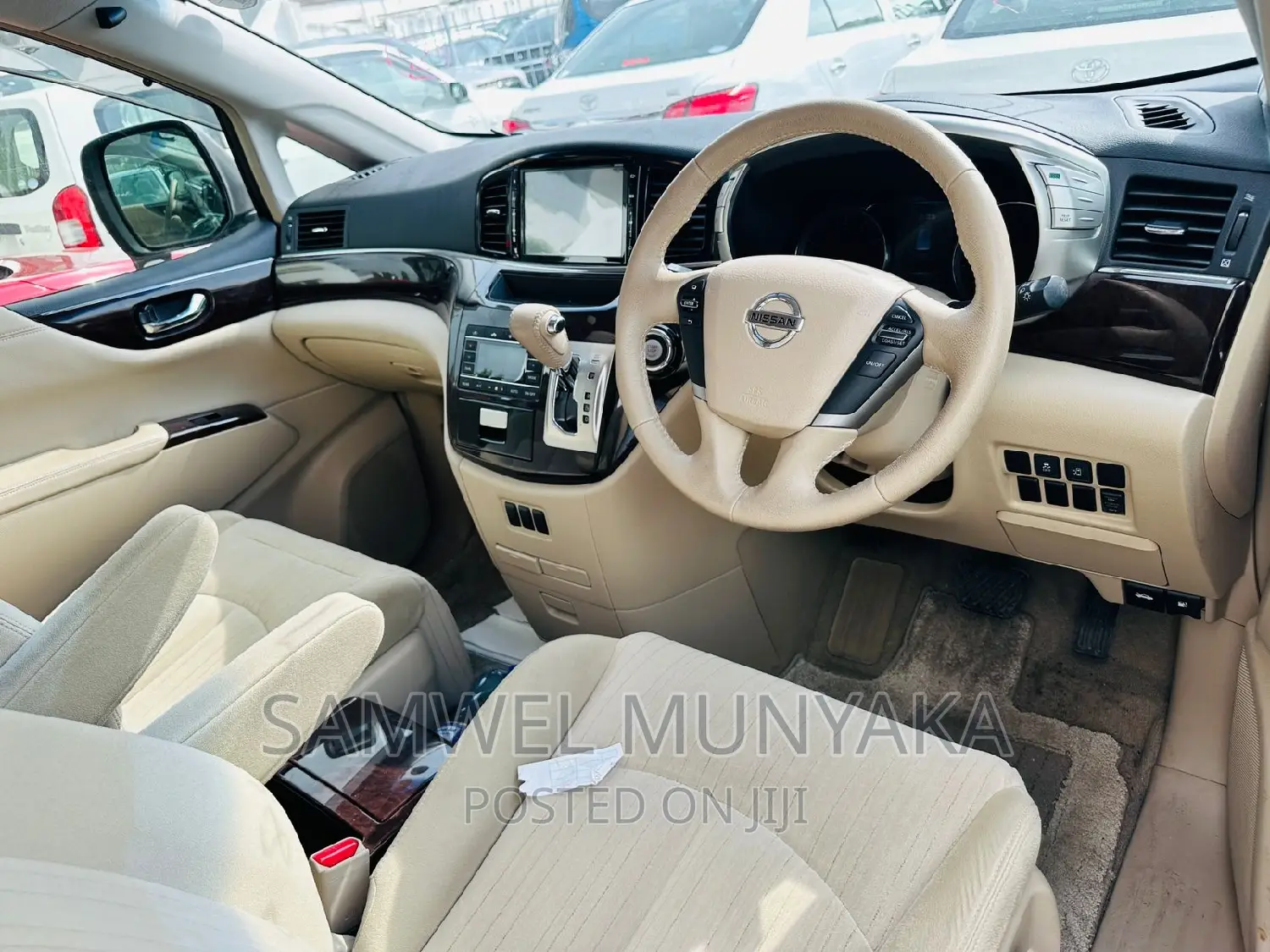 Nissan Elgrand 2017 White