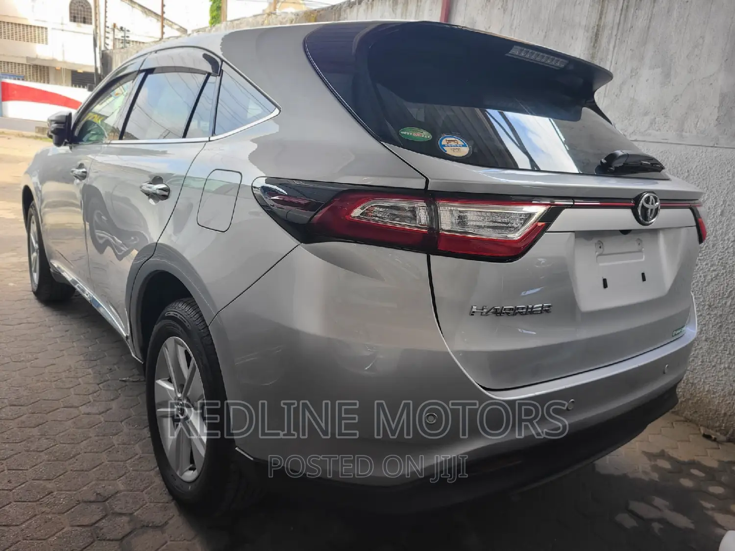 Toyota Harrier 2.0 4WD 2016 Silver