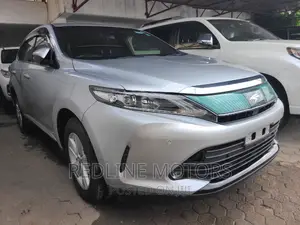 Toyota Harrier 2.0 4WD 2016 Silver