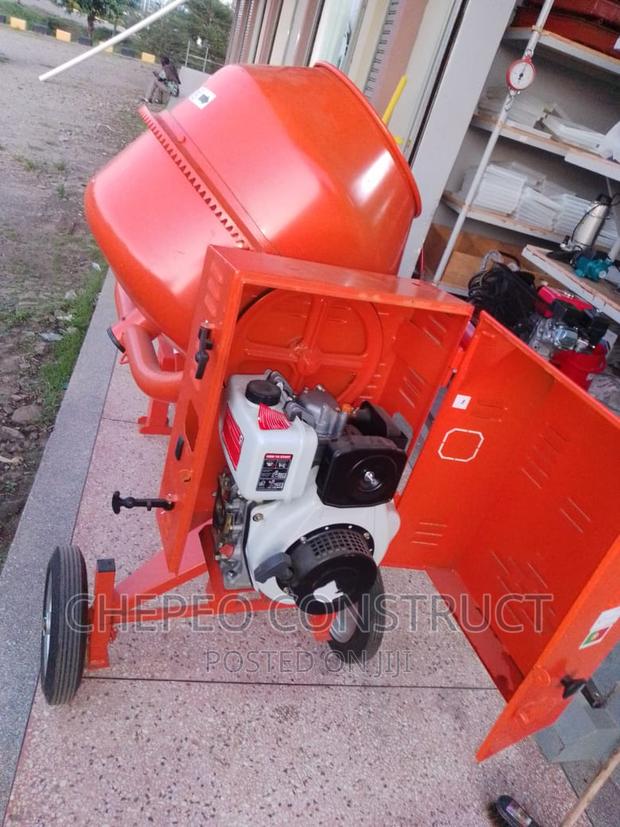 Pan-Type Concrete Mixer - thumbnail 2
