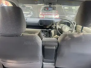 Toyota Passo 1.0 AWD 2016 Off white