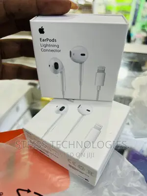 iPhone 13 Pro Lightning Connector