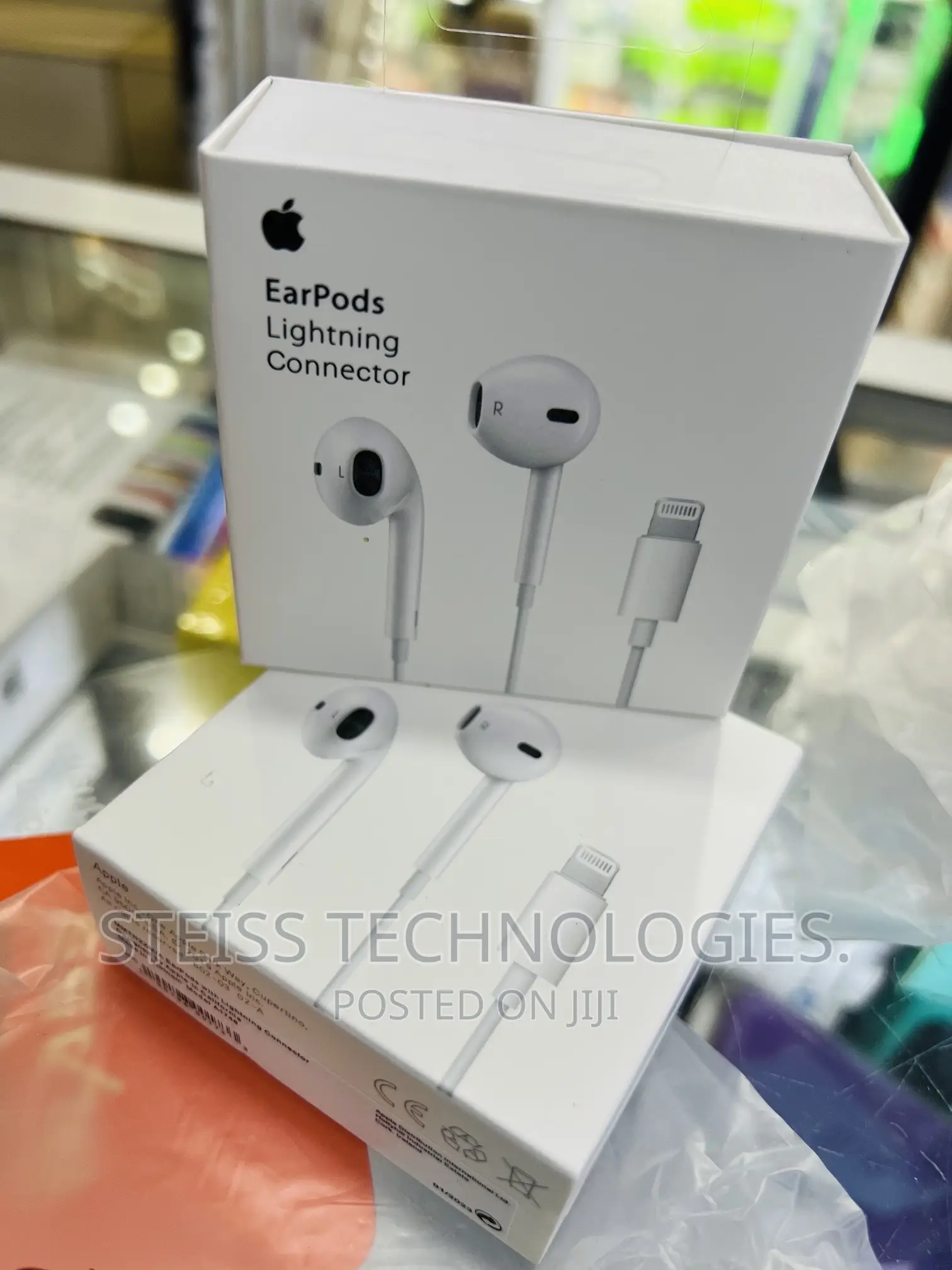 iPhone 13 Pro Lightning Connector