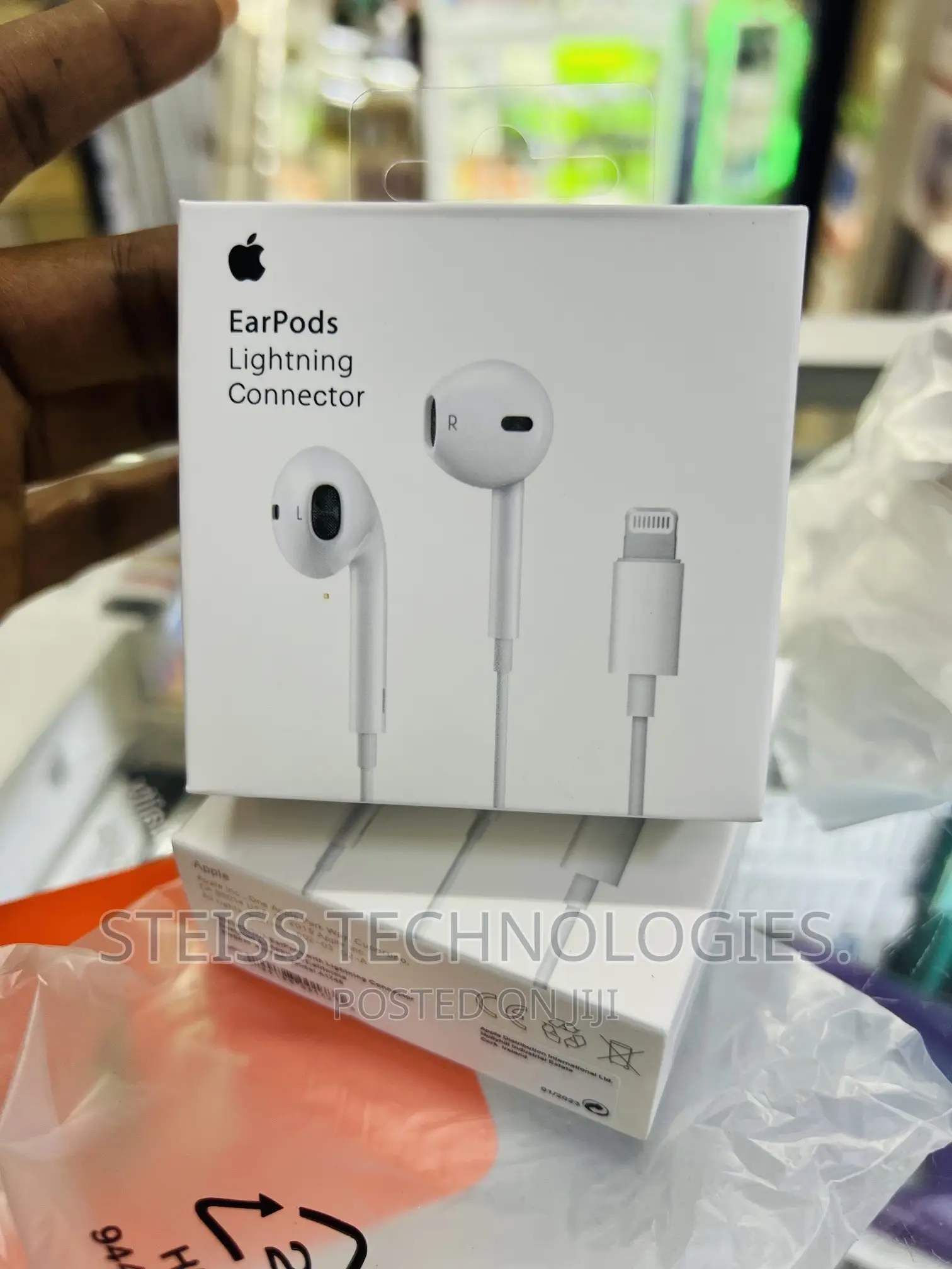 iPhone 13 Pro Lightning Connector