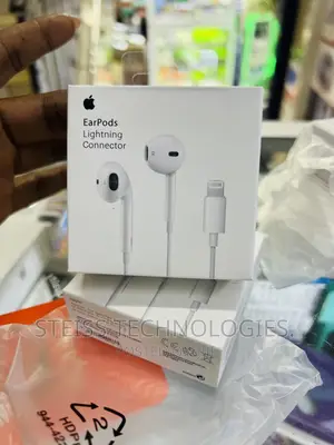 iPhone 13 Pro Lightning Connector
