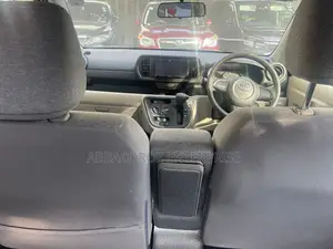 Toyota Passo 1.0 FWD 2016 Silver