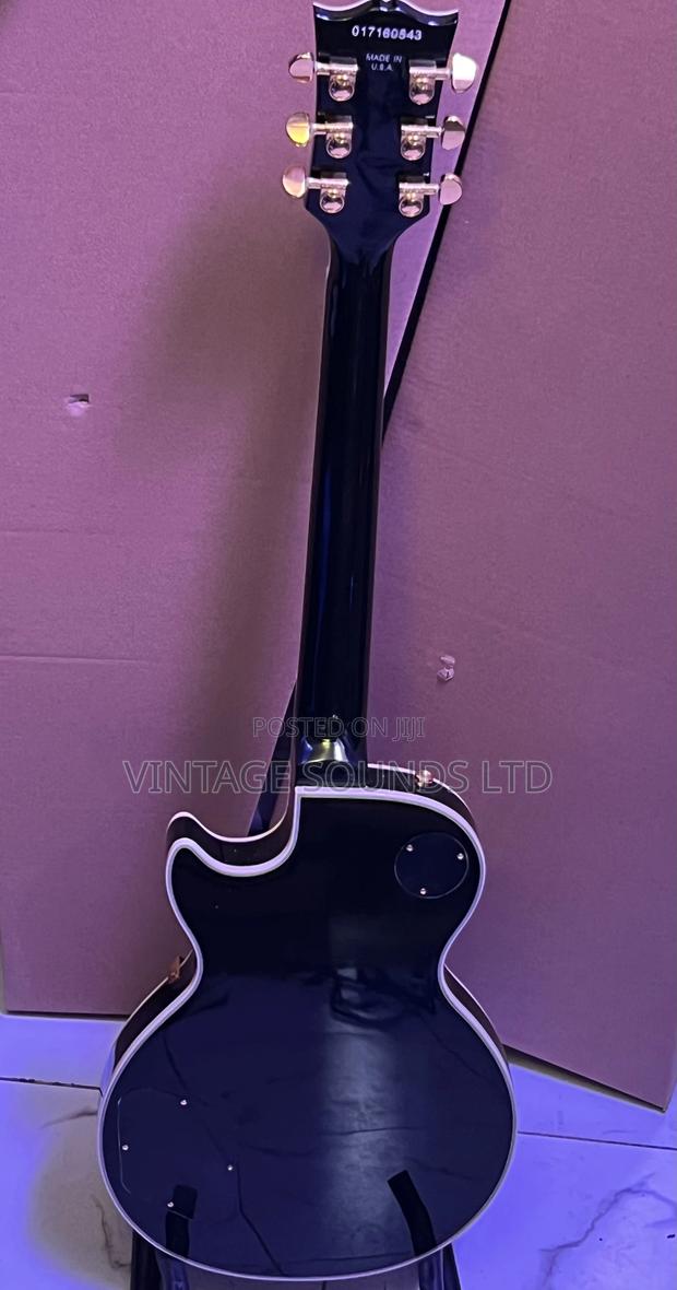 Gibson Les Paul Custom Ebony Electric Guitar - thumbnail 2