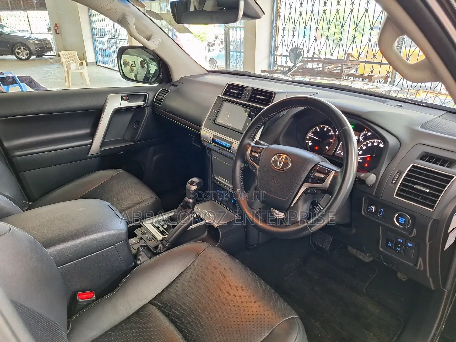 Toyota Land Cruiser Prado 2.8 2018 Matt Black