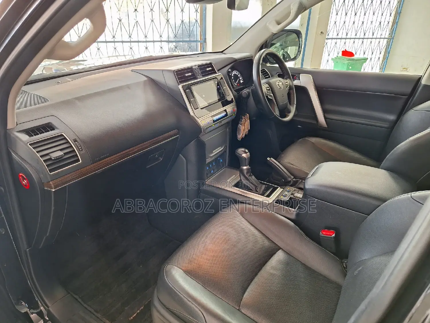 Toyota Land Cruiser Prado 2.8 2018 Matt Black