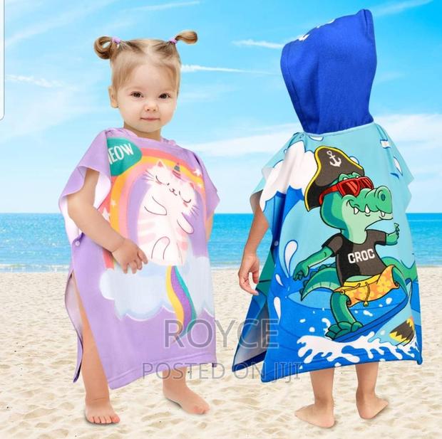 Kids Hooded Towel - thumbnail 4