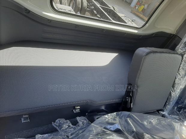 Zero Mileage Isuzu FRR Cabin Chassis - thumbnail 12