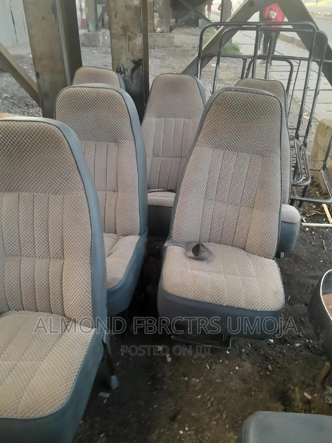 Clean Tour Van Seats 3rows
