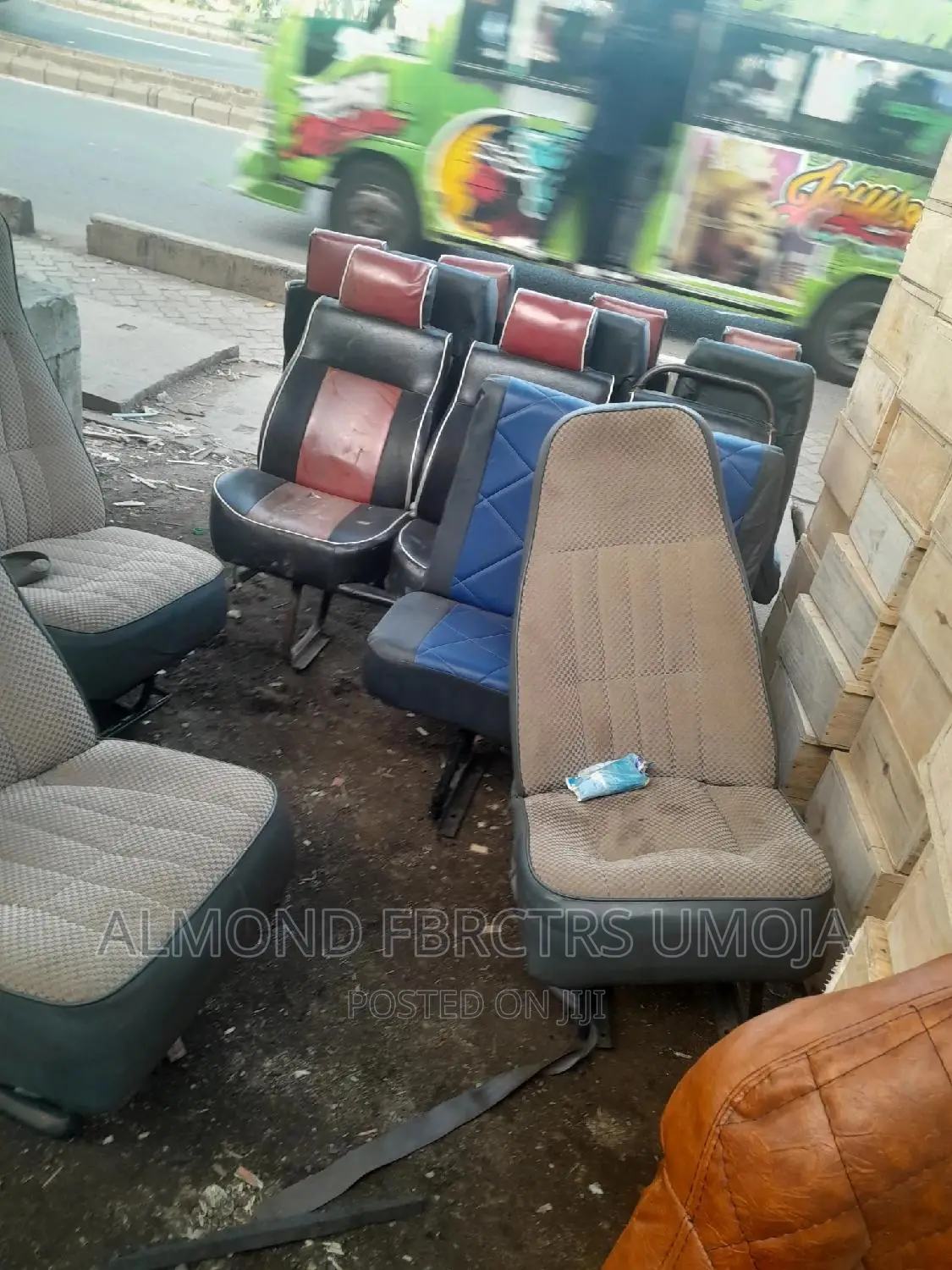 Clean Tour Van Seats 3rows