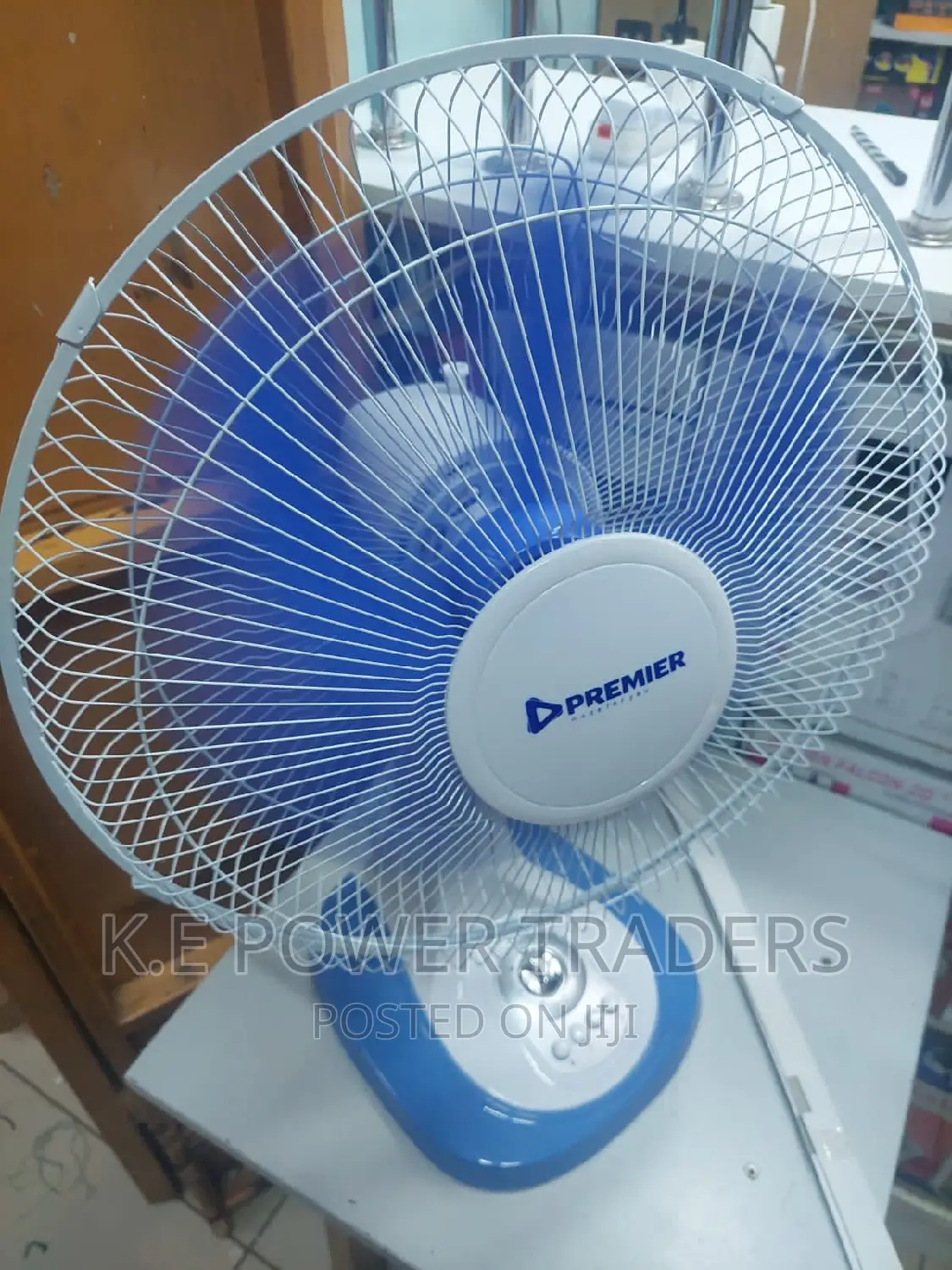 Directional Cooling 3peed Desk Fan