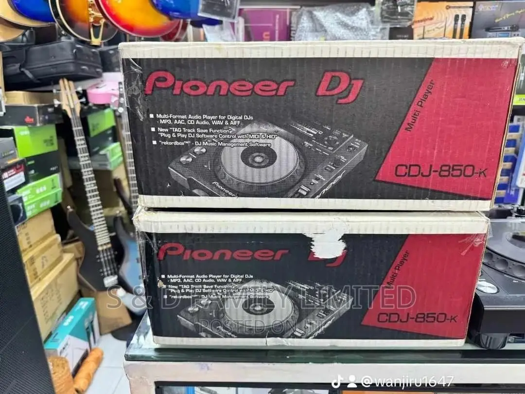 Pioneer CDJ-850 Pair